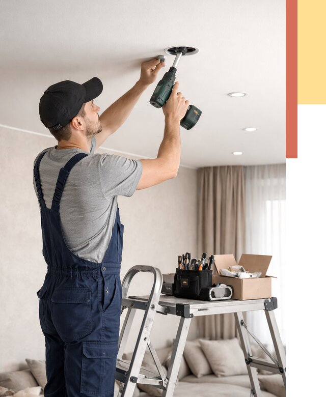 Установка и монтаж точечных светильников в натяжной потолок в Егорьевске от 1823 руб. | ОТДЕЛОЧНИК-Грь