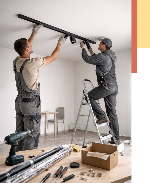 Установка трековых светильников в натяжной потолок в Егорьевске от 4253 руб. | ОТДЕЛОЧНИК-Грь