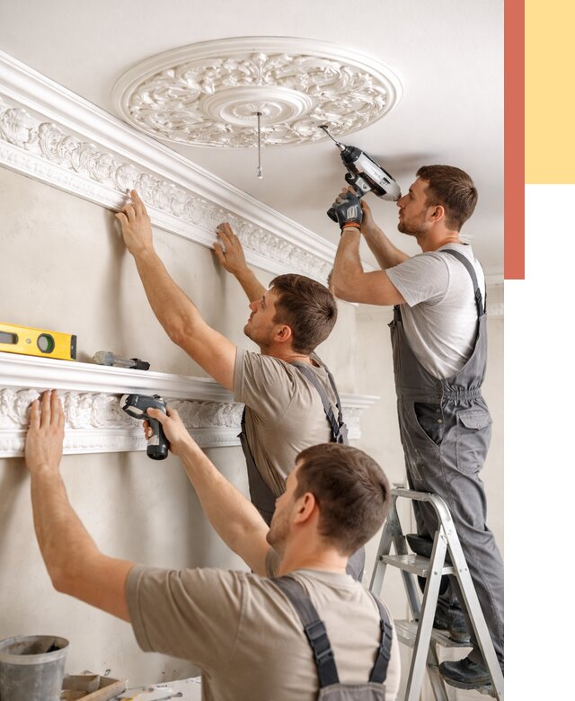 Монтаж лепнины на потолок в Егорьевске от 3240 руб. быстро и недорого | ОТДЕЛОЧНИК-Грь